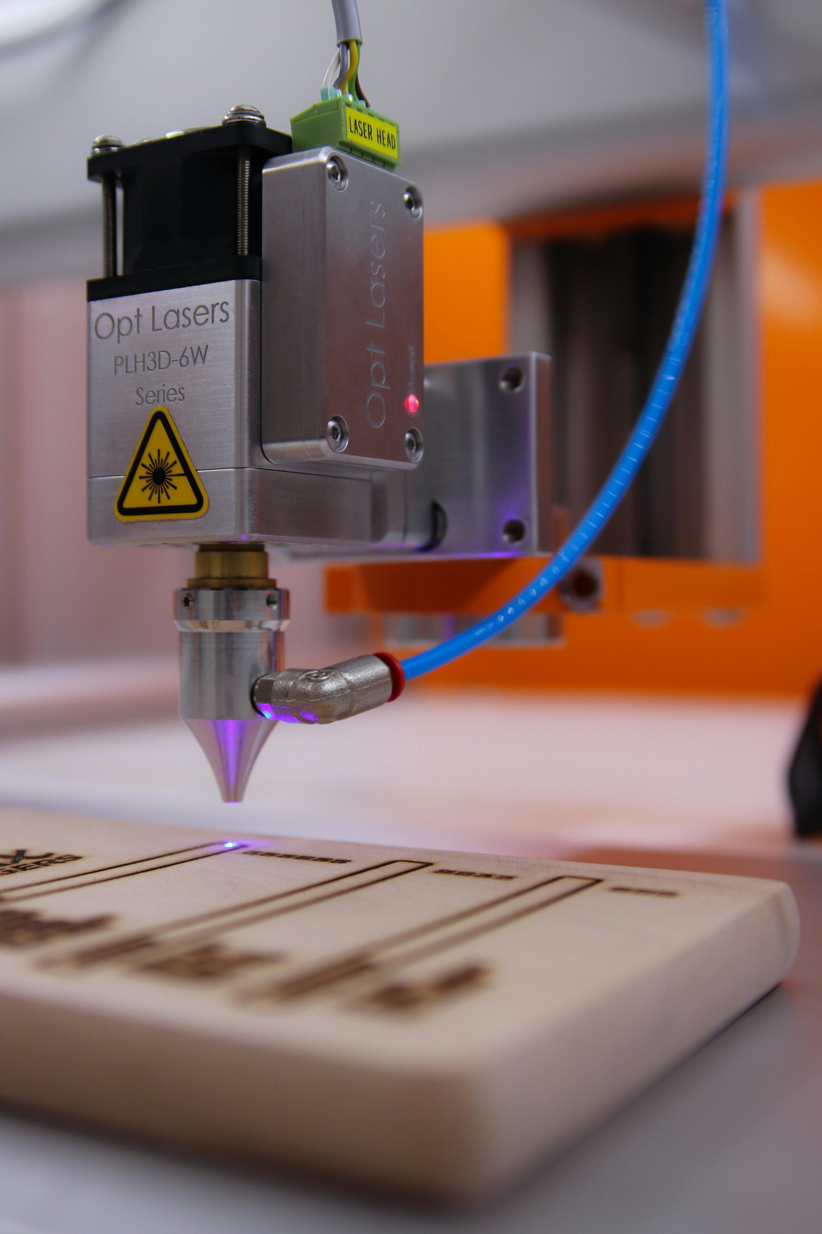 Logo sur aluminium anodisé